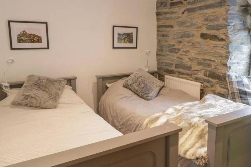 PenmachnoPen Y Cwm别墅 外观 照片