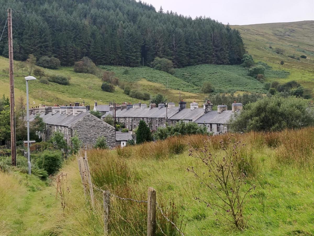 PenmachnoPen Y Cwm别墅 外观 照片
